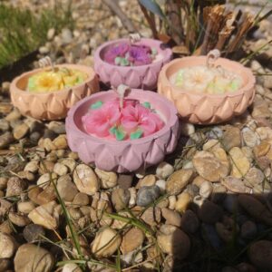 "Tavasz"illatgyertya kerámiában